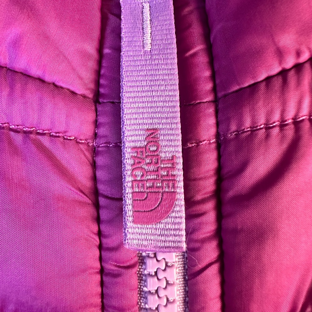 The North Face Magenta Reversable Puffer Vest - Picture 11 of 11